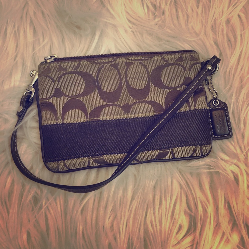 Authentic Coach Wristlet